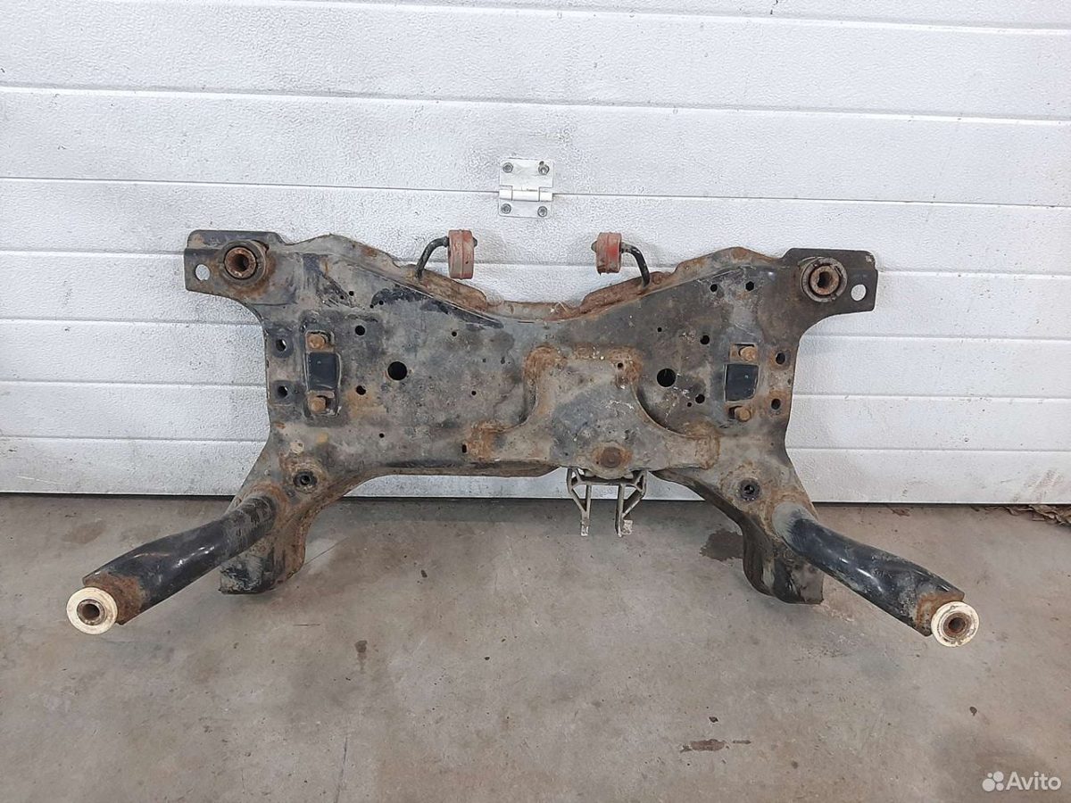 Подрамник передний Ford Focus 2