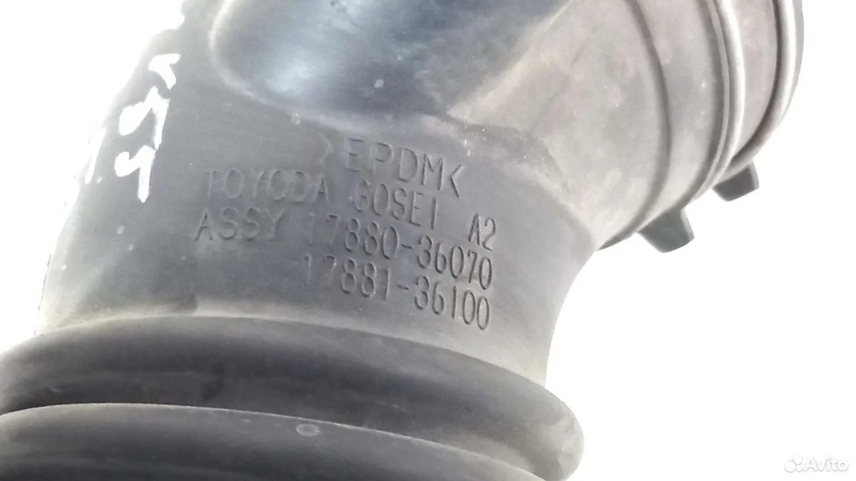 Патрубок воздушного фильтра Toyota Camry v55 — фото 2