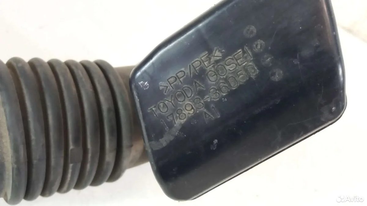 Патрубок воздушного фильтра Toyota Camry v55 — фото 4