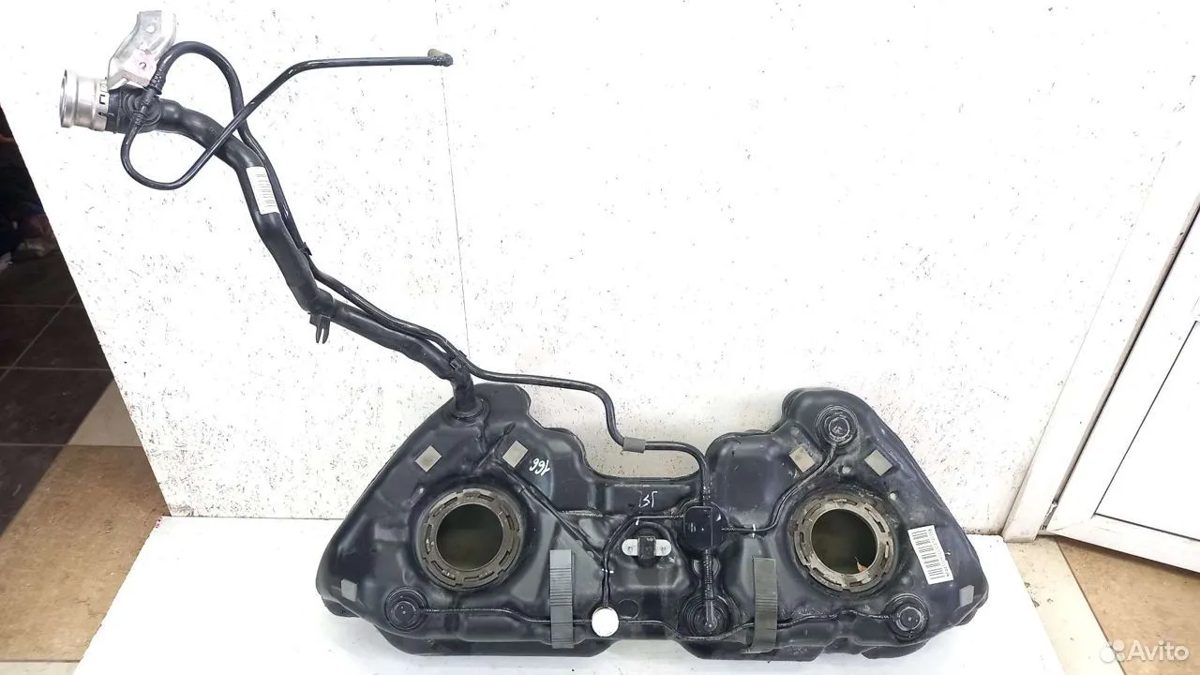 Топливный бак Mercedes Benz W207