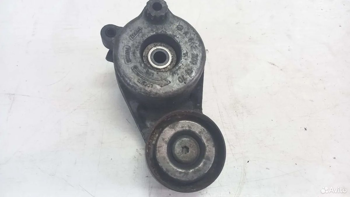 Натяжитель ремня Mercedes W251 R350 642