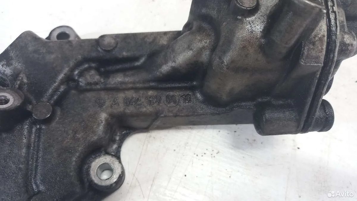 Корпус масляного фильтра Mercedes W251 R350 — фото 4