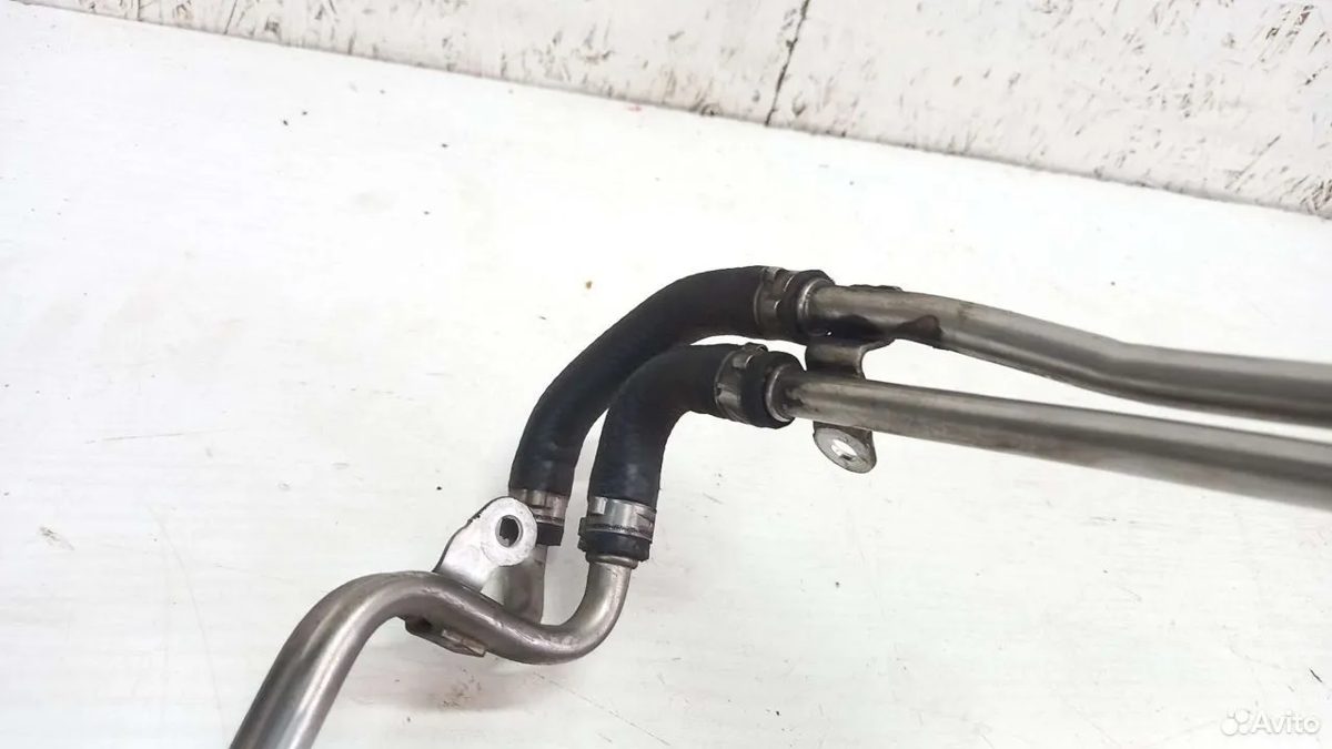 Топливопровод Mercedes W251 R350 — фото 4