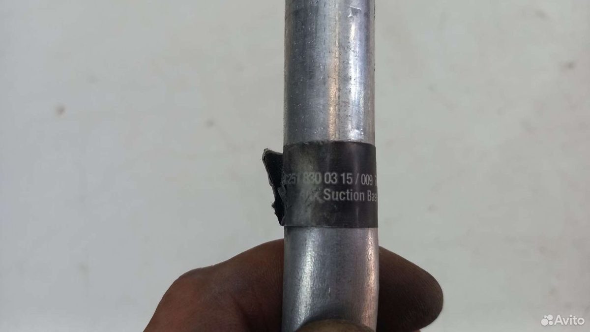 Трубка кондиционера Mercedes W251 R350 — фото 4