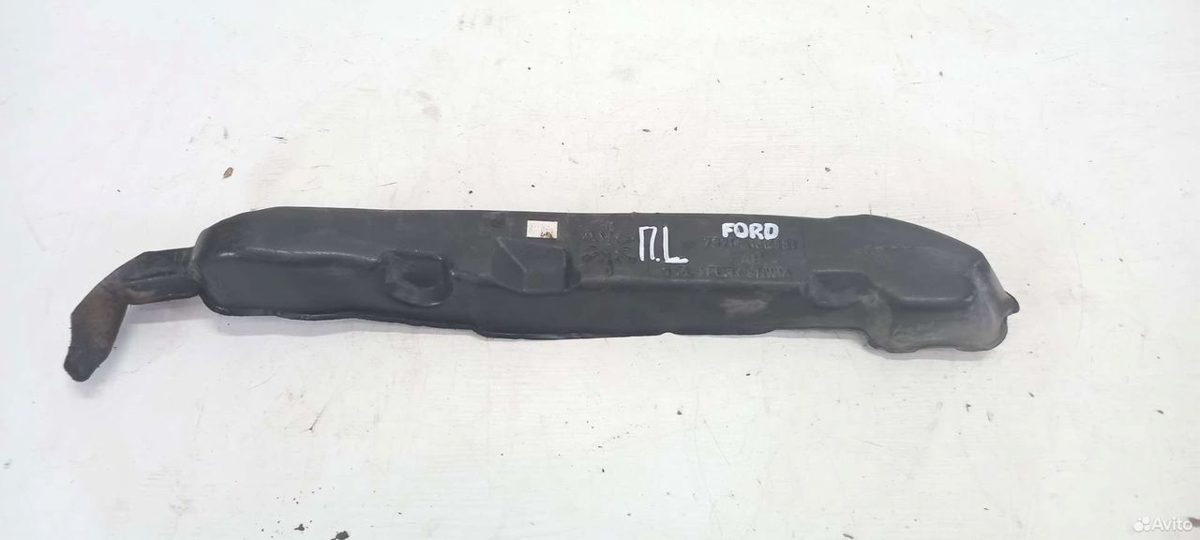 Пыльник крыла левый Ford Mondeo 4