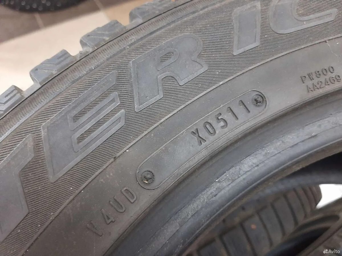 Dunlop SP Winter Ice 01 215/55 R16 97T — фото 9