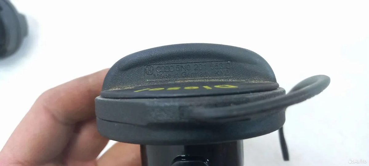 Пробка бака Volkswagen Tiguan 2 дизель — фото 3