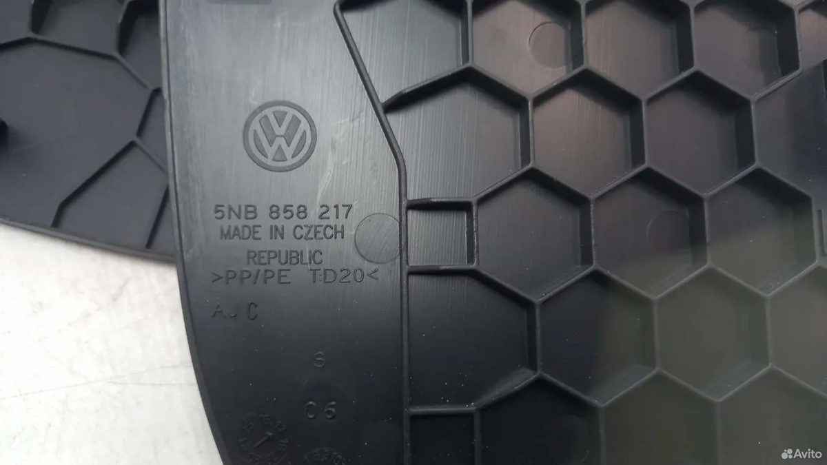Накладка торпеды Volkswagen Tiguan 2 — фото 6