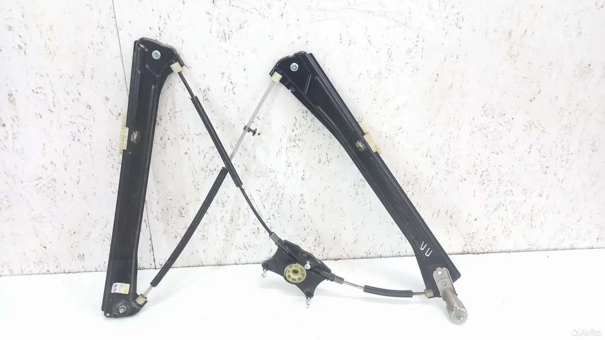 Стеклоподъемник передний левый Volkswagen Tiguan 2