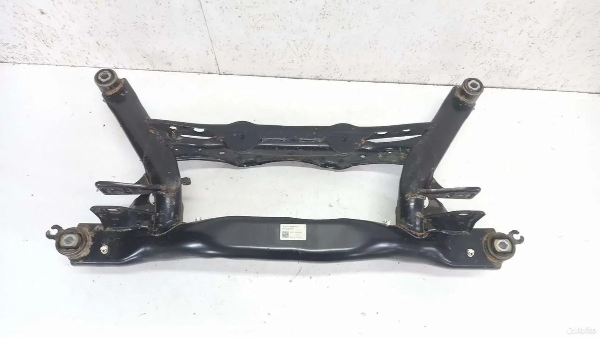 Подрамник задний 2WD 1.4 CZD Volkswagen Tiguan 2