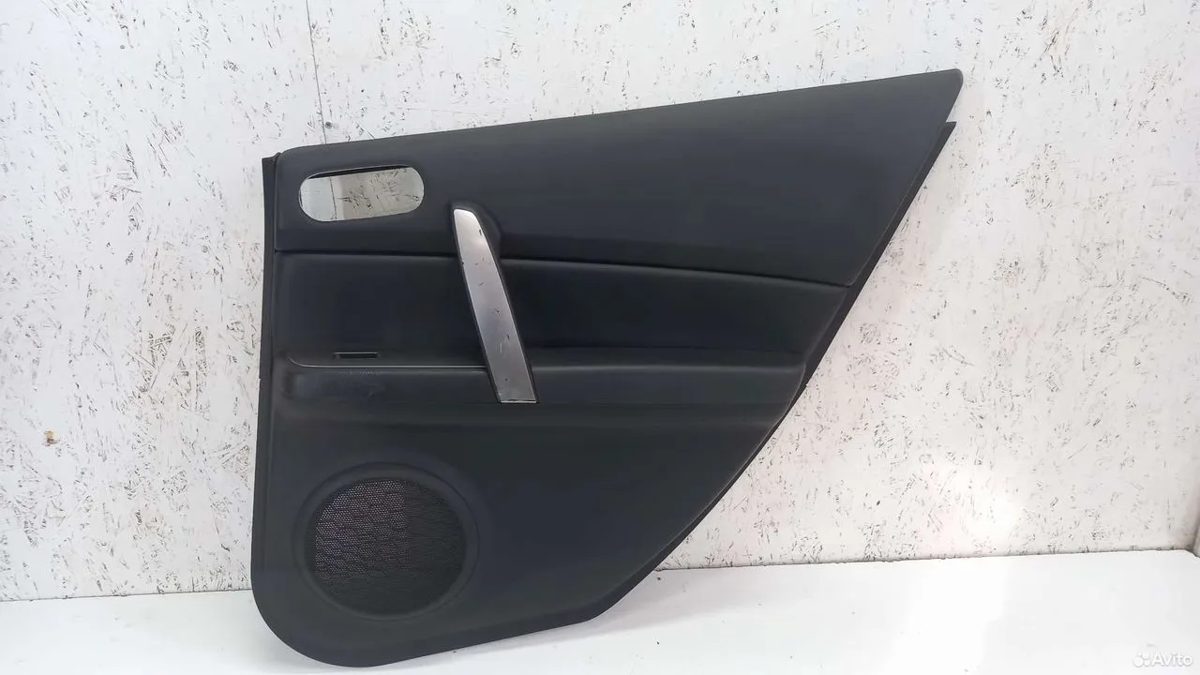 Обшивка двери задняя правая Mazda 6 GH