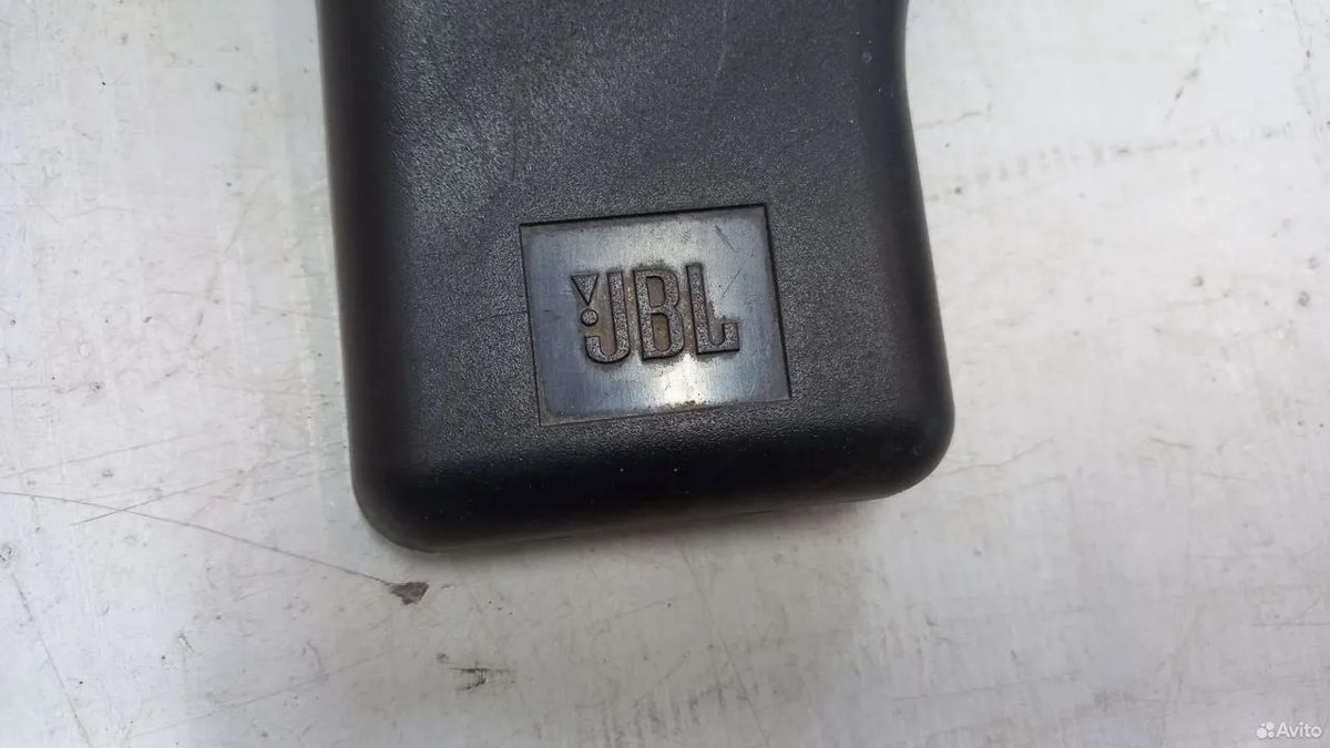 Накладка аудиосистемы JBL Toyota Camry XV50 — фото 2