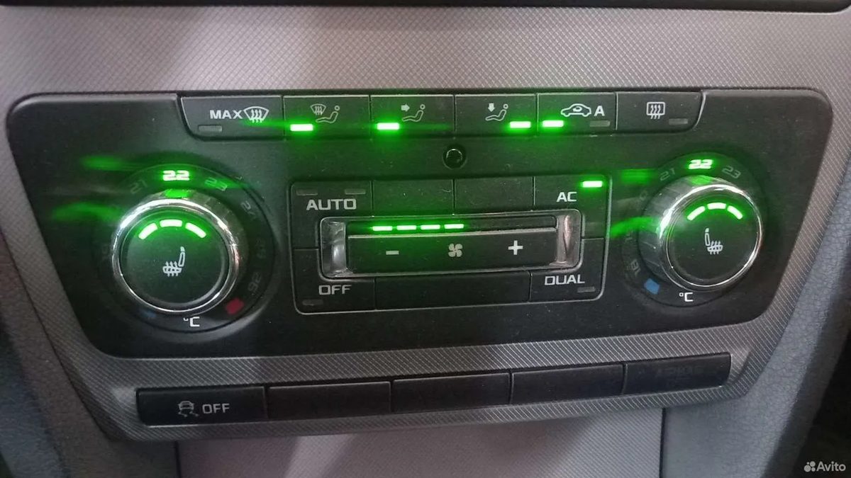 Блок климат контроля Skoda Octavia A5 — фото 9