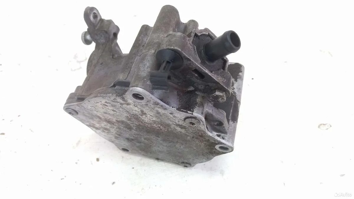 Вакуумный насос 1.8 CDA Skoda Octavia A5 — фото 4