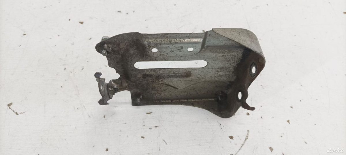 Кронштейн эбу двигателя Mitsubishi Lancer 10 — фото 3