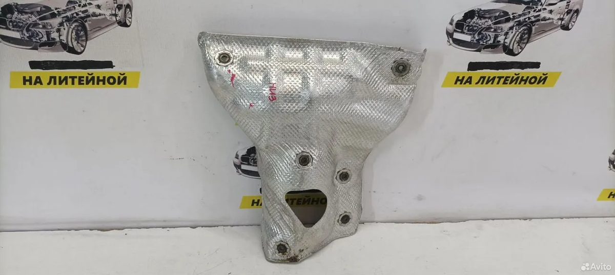 Тепловой экран коллектора A25AF Toyota Camry XV70