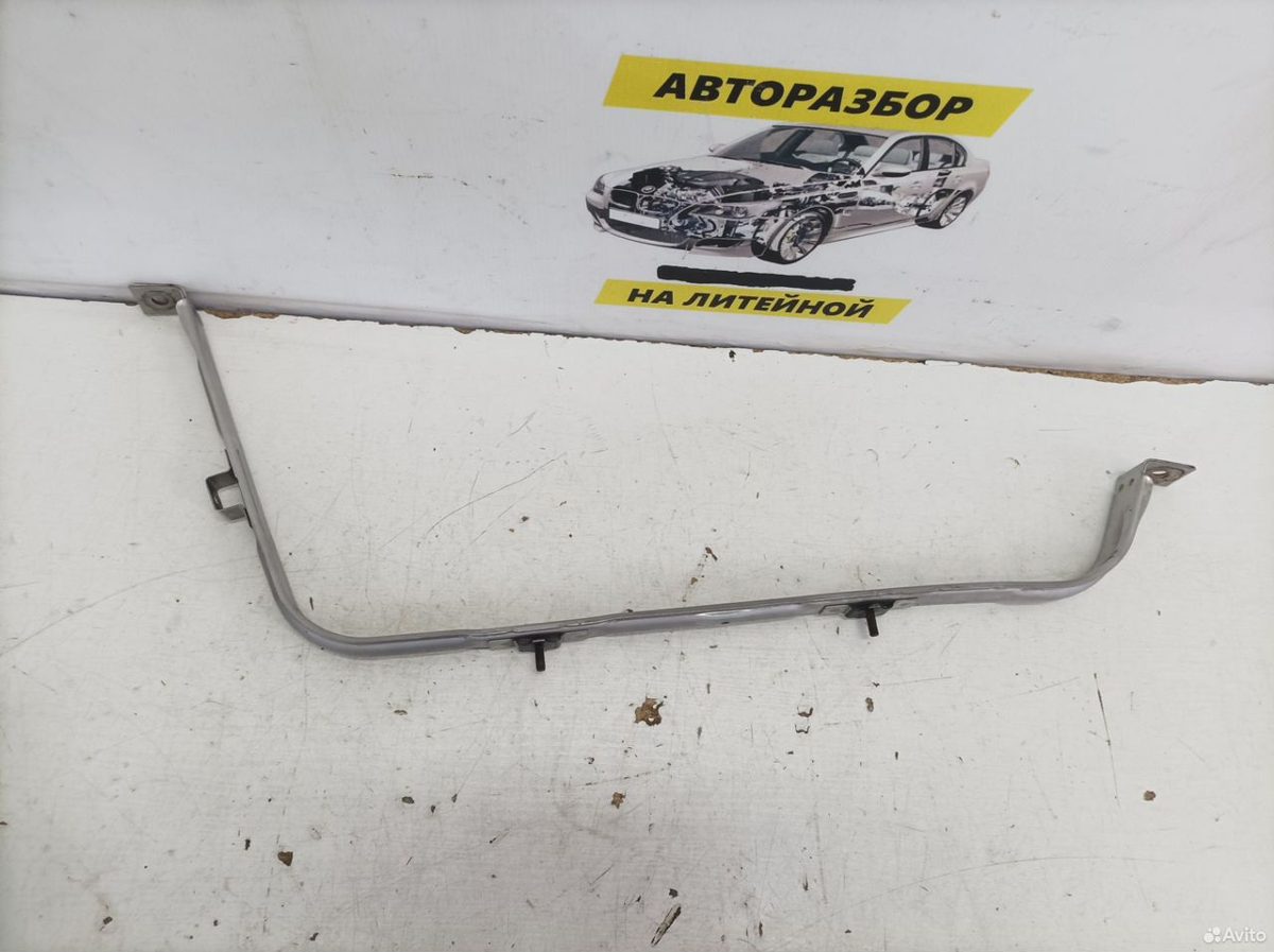 Крепление бака Toyota Camry XV70 — фото 4