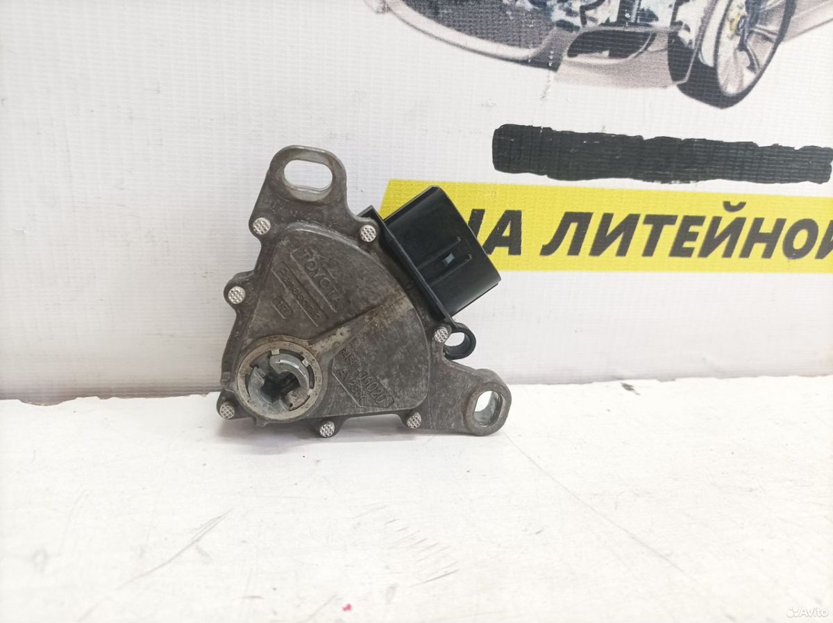 Ингибитор АКПП UB80 Toyota Camry XV70
