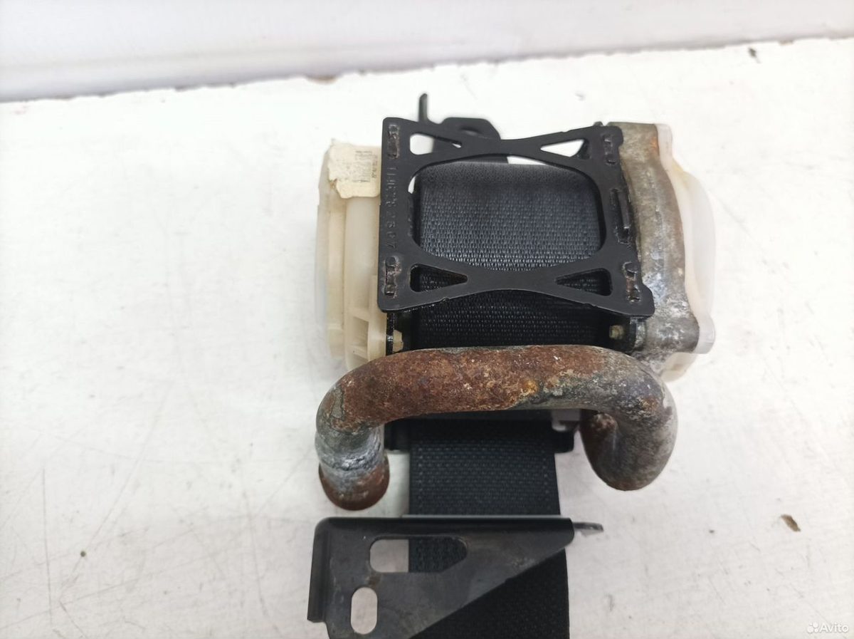 Ремень безопасности задний правый Toyota Camry 70 — фото 5