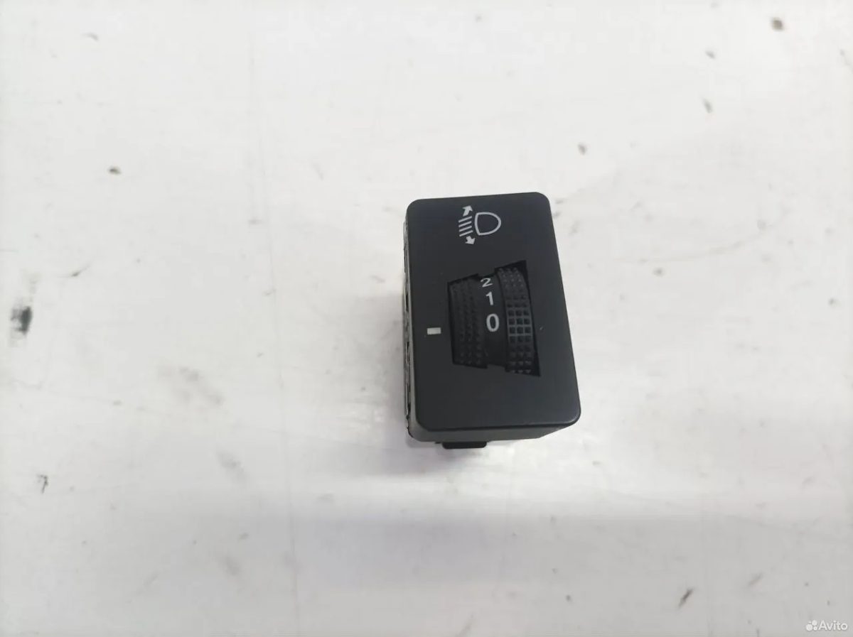 Кнопка корректора фар Hyundai IX35
