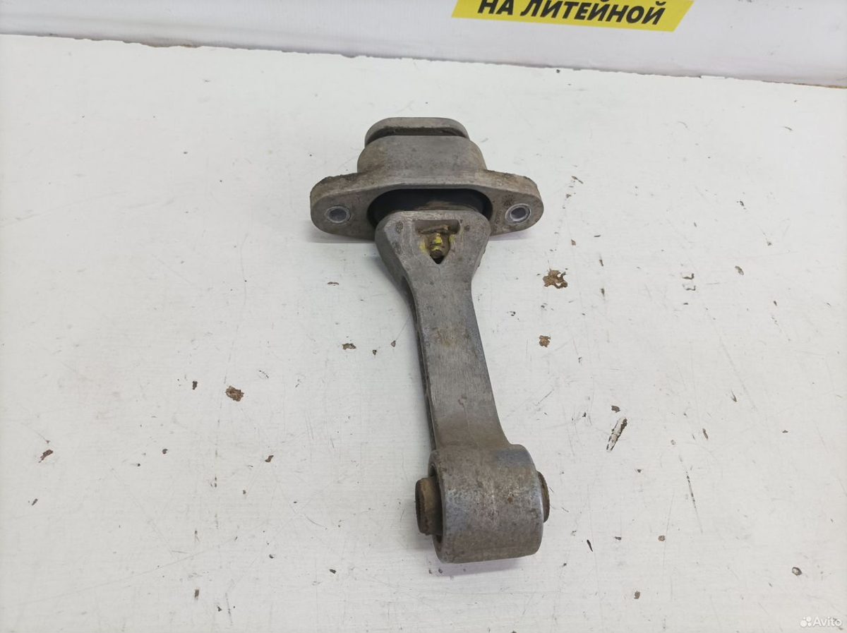 Опора АКПП нижняя Hyundai IX35