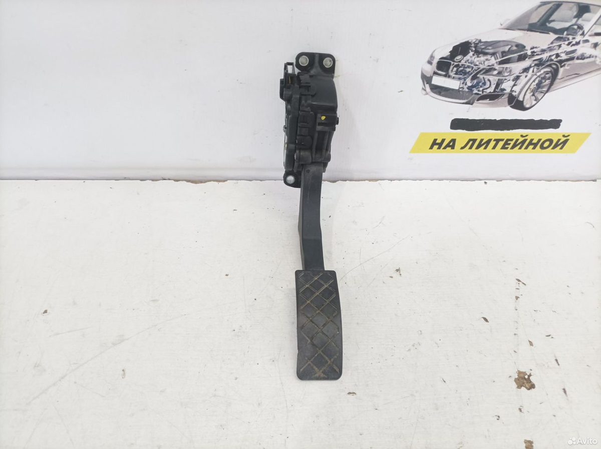 Педаль газа BME Skoda Fabia 1