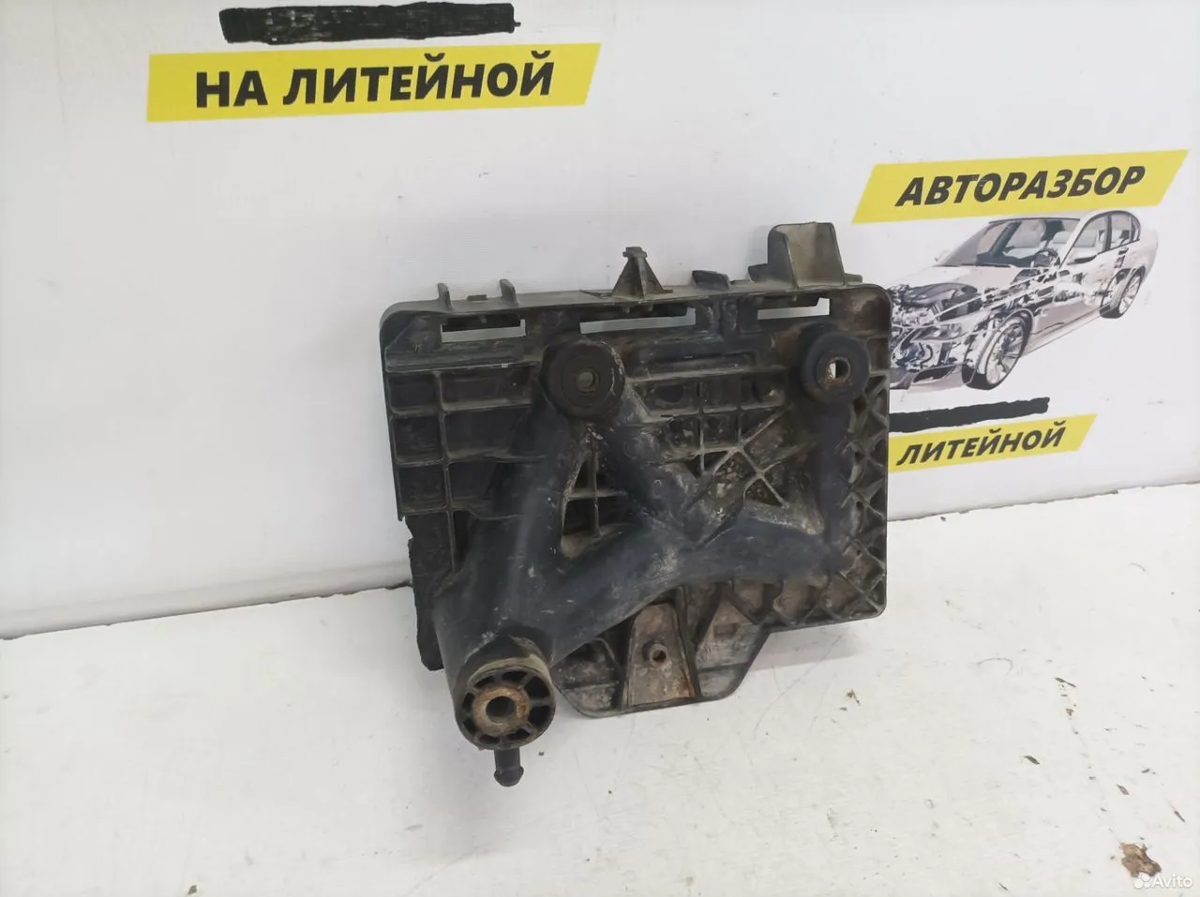 Площадка АКБ Skoda Fabia 1 — фото 3