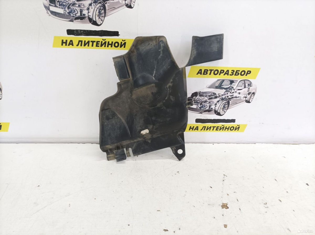 Пыльник двигателя правый Renault Kaptur