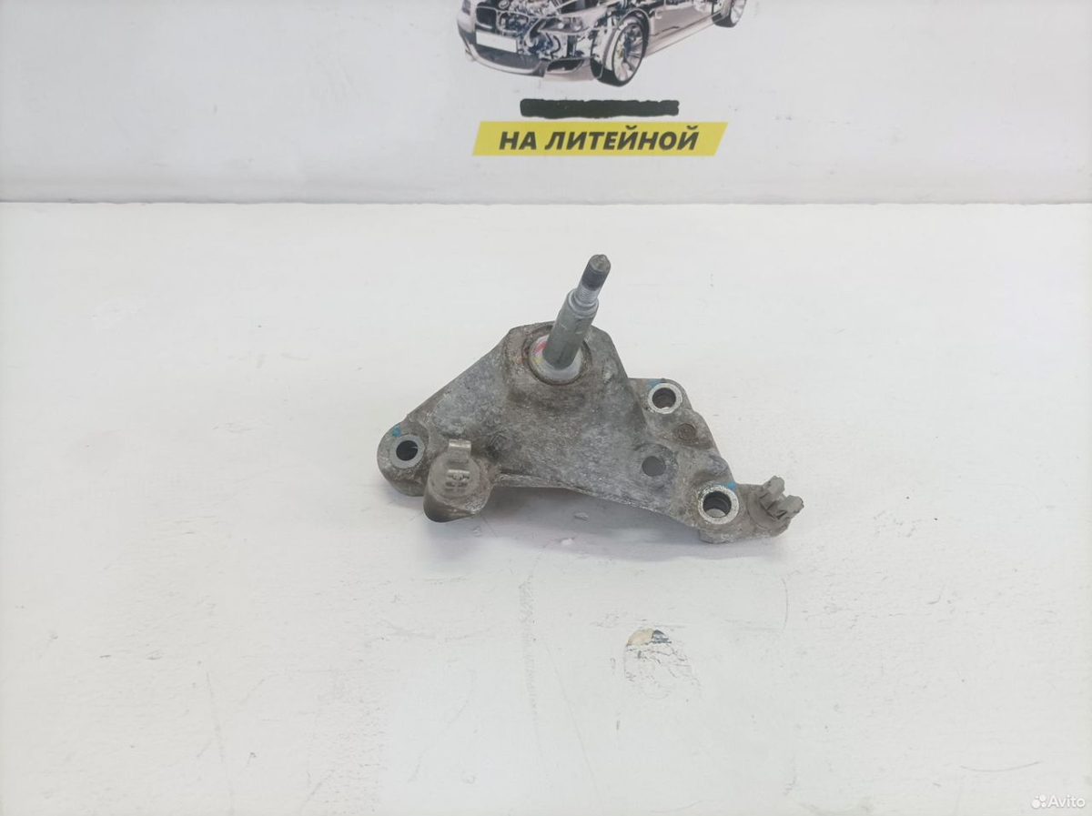 Кронштейн МКПП TL 8 Renault Duster 1