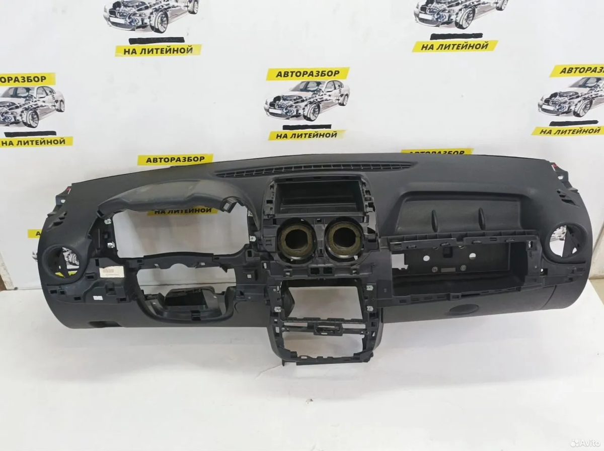 Торпедо Renault Duster 1