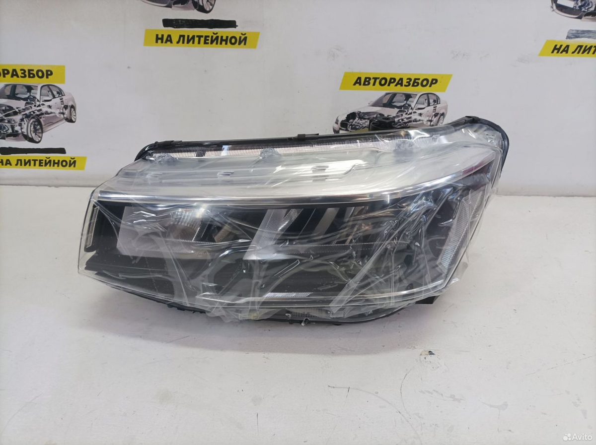Фара левая LED Volkswagen Taos
