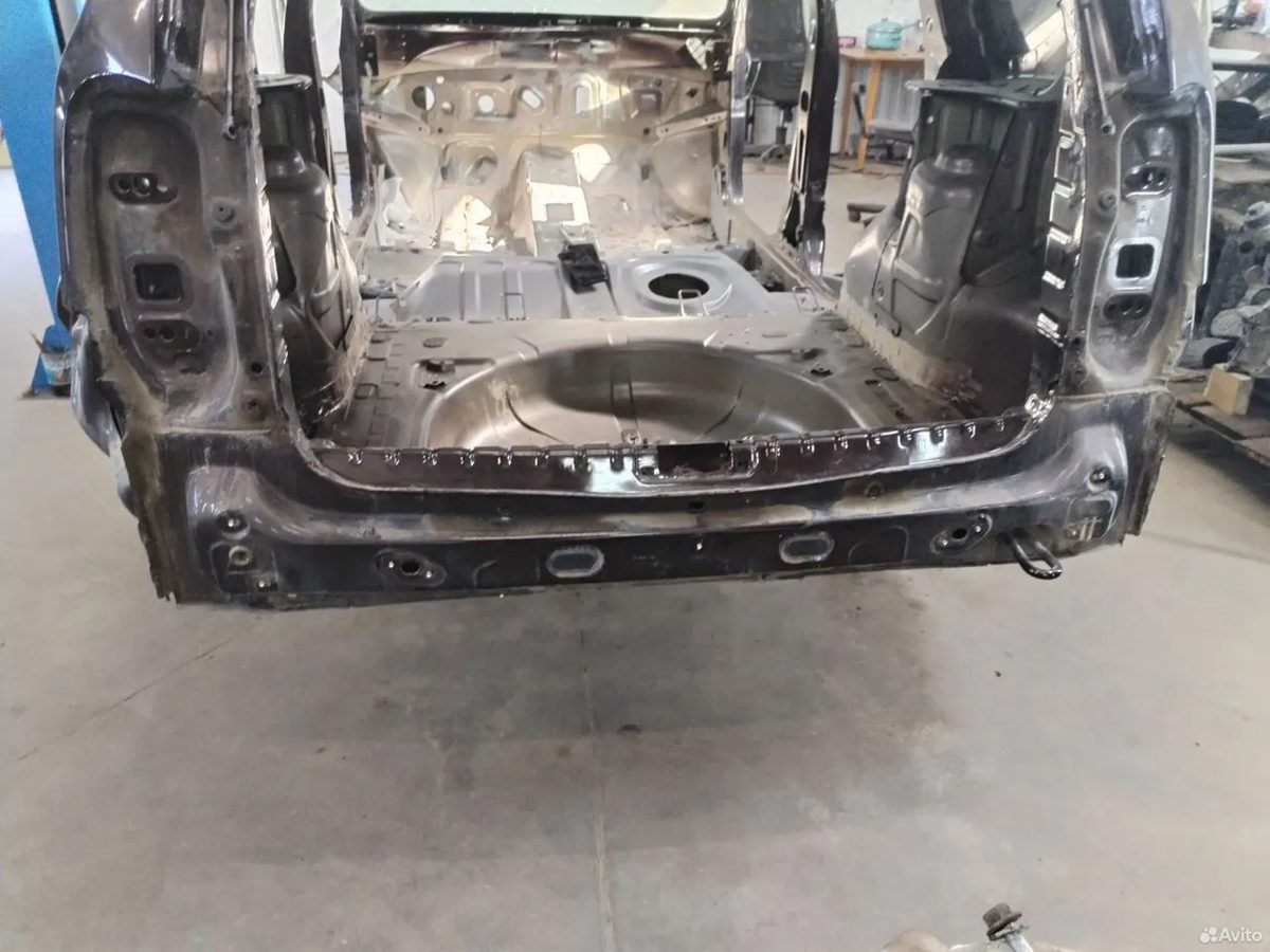 Задняя панель кузова Renault Duster 1