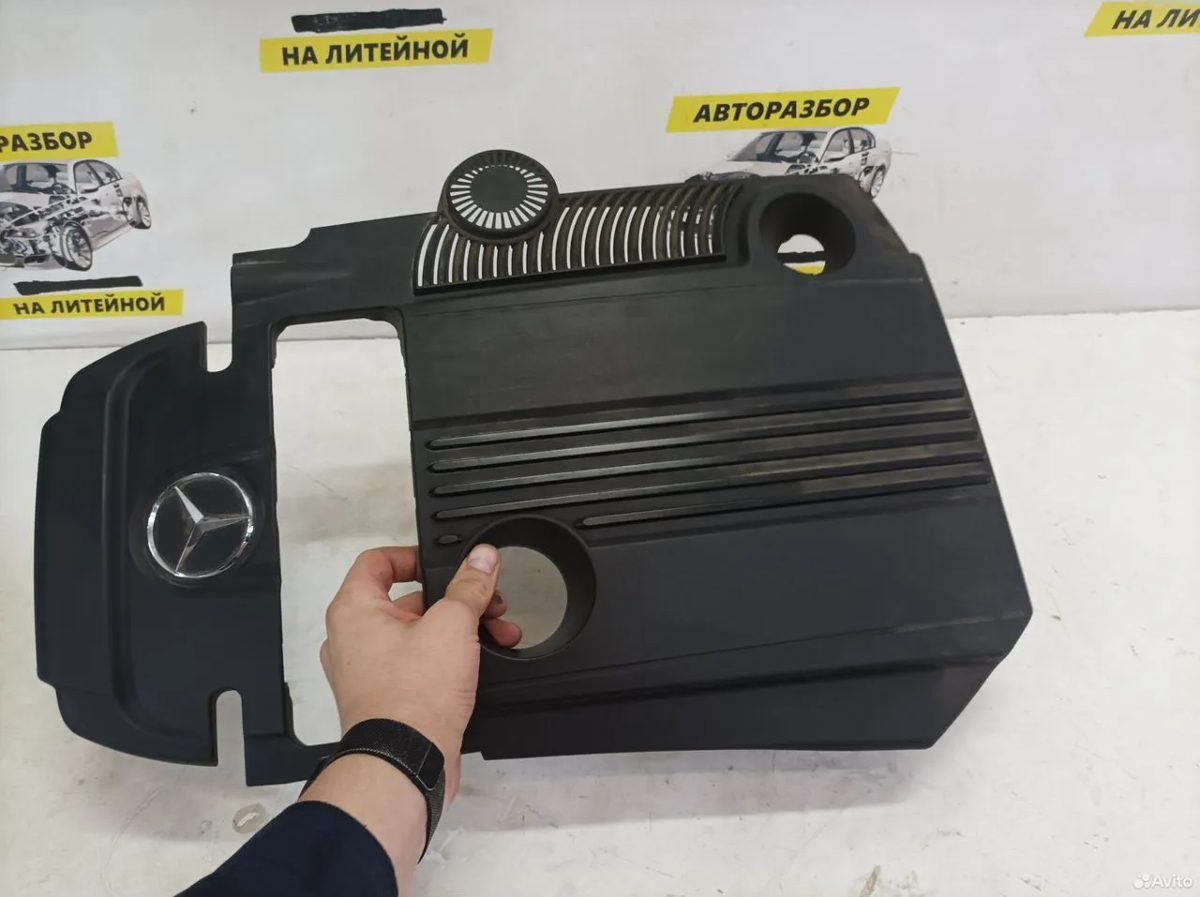 Крышка двигателя M271 Mercedes Benz W204 — фото 3