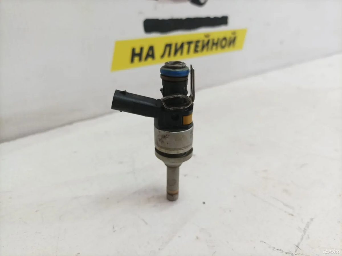 Форсунка топливная M271 Mercedes Benz W204