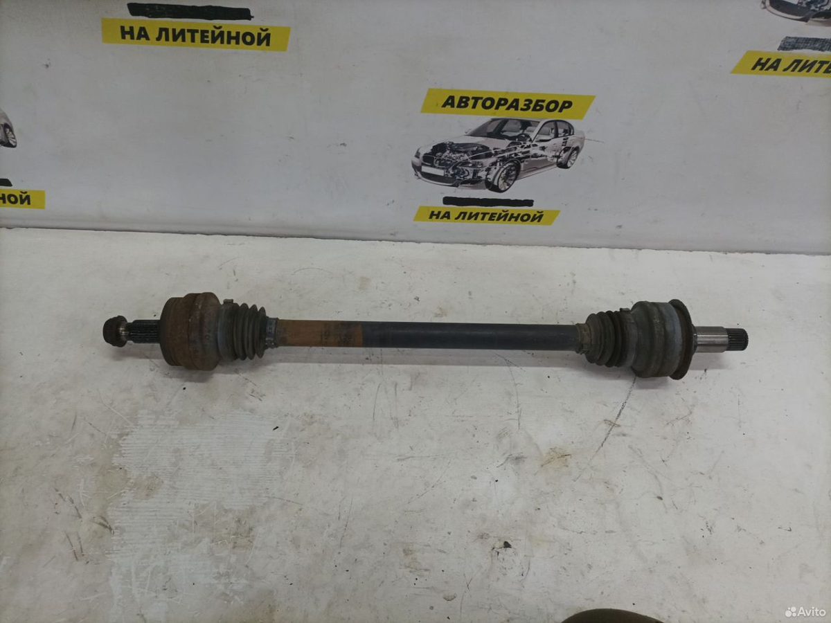 Привод задний Mercedes Benz W204