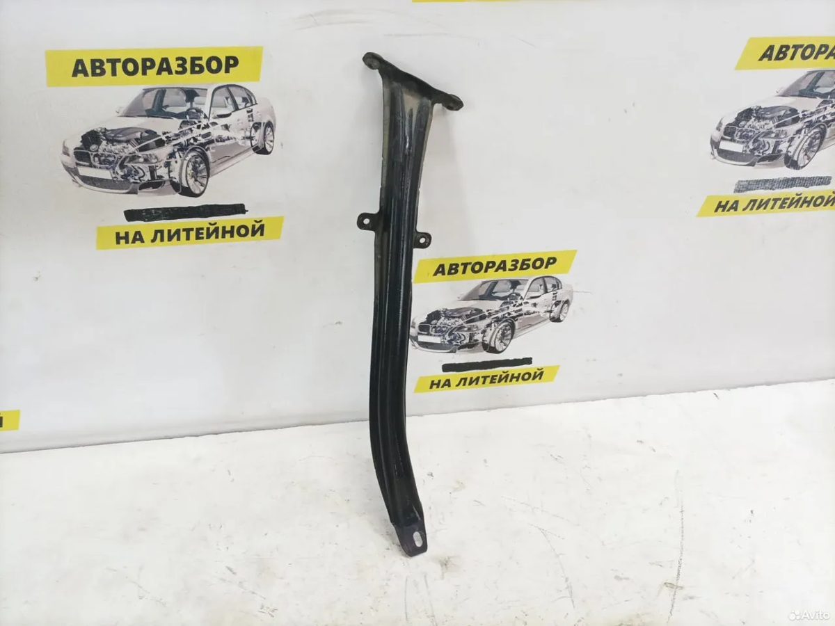 Распорка стакана Mercedes Benz W204