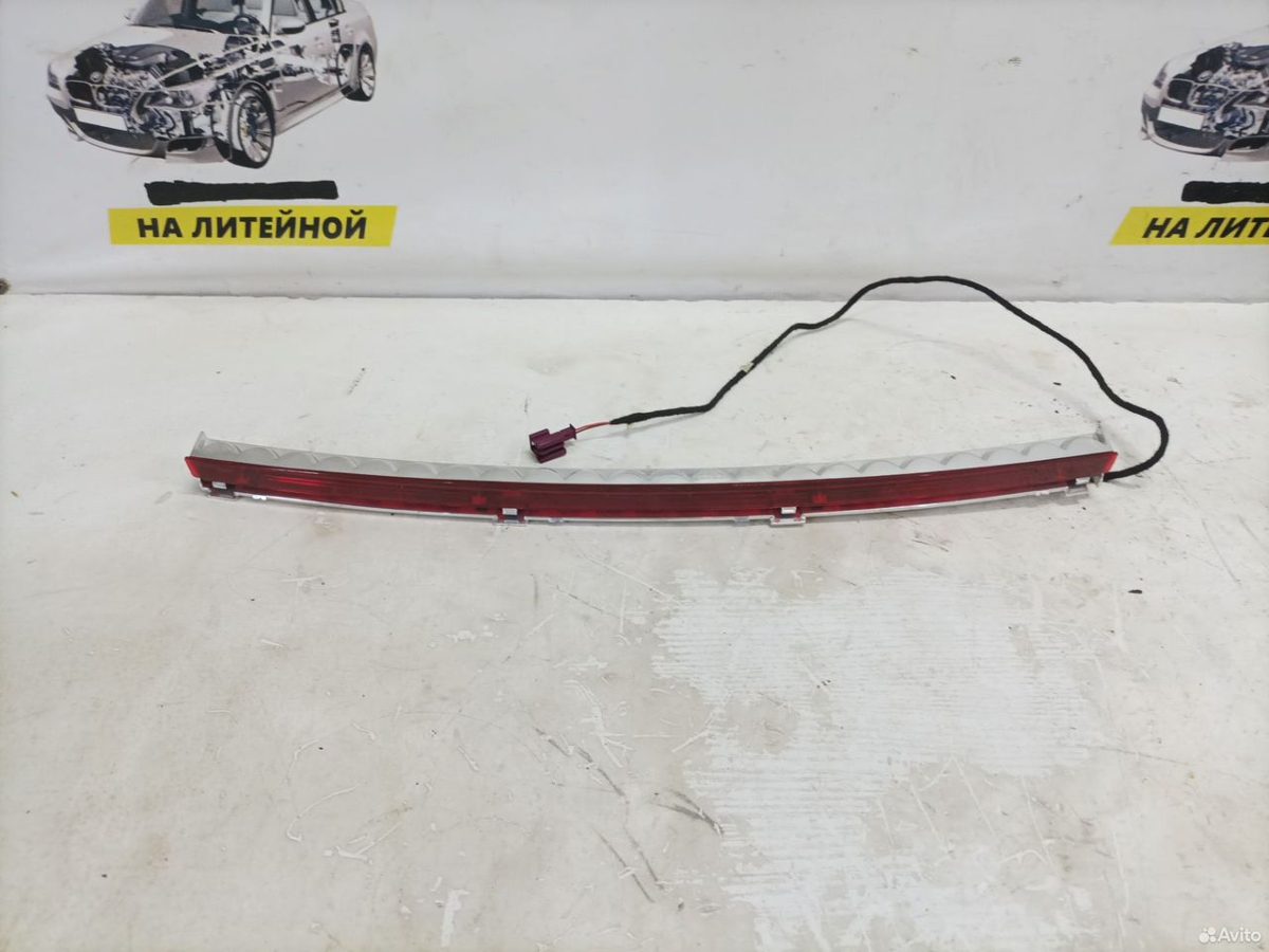 Стоп сигнал Mercedes Benz W204