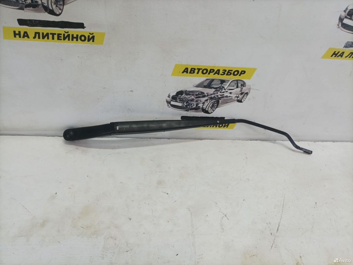 Поводок дворника правый Hyundai Solaris 1