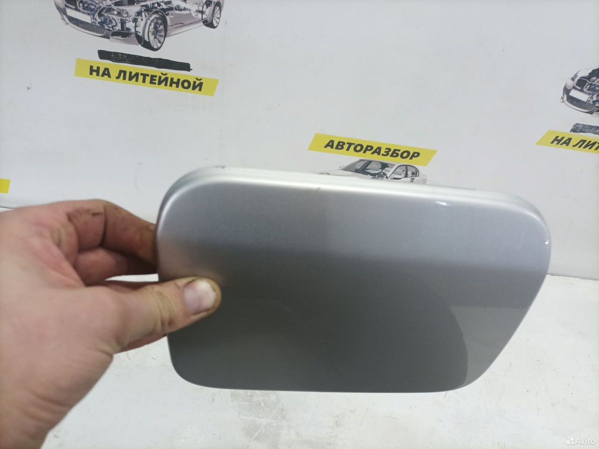 Лючок бензобака Renault Logan 2 2018 — фото 3
