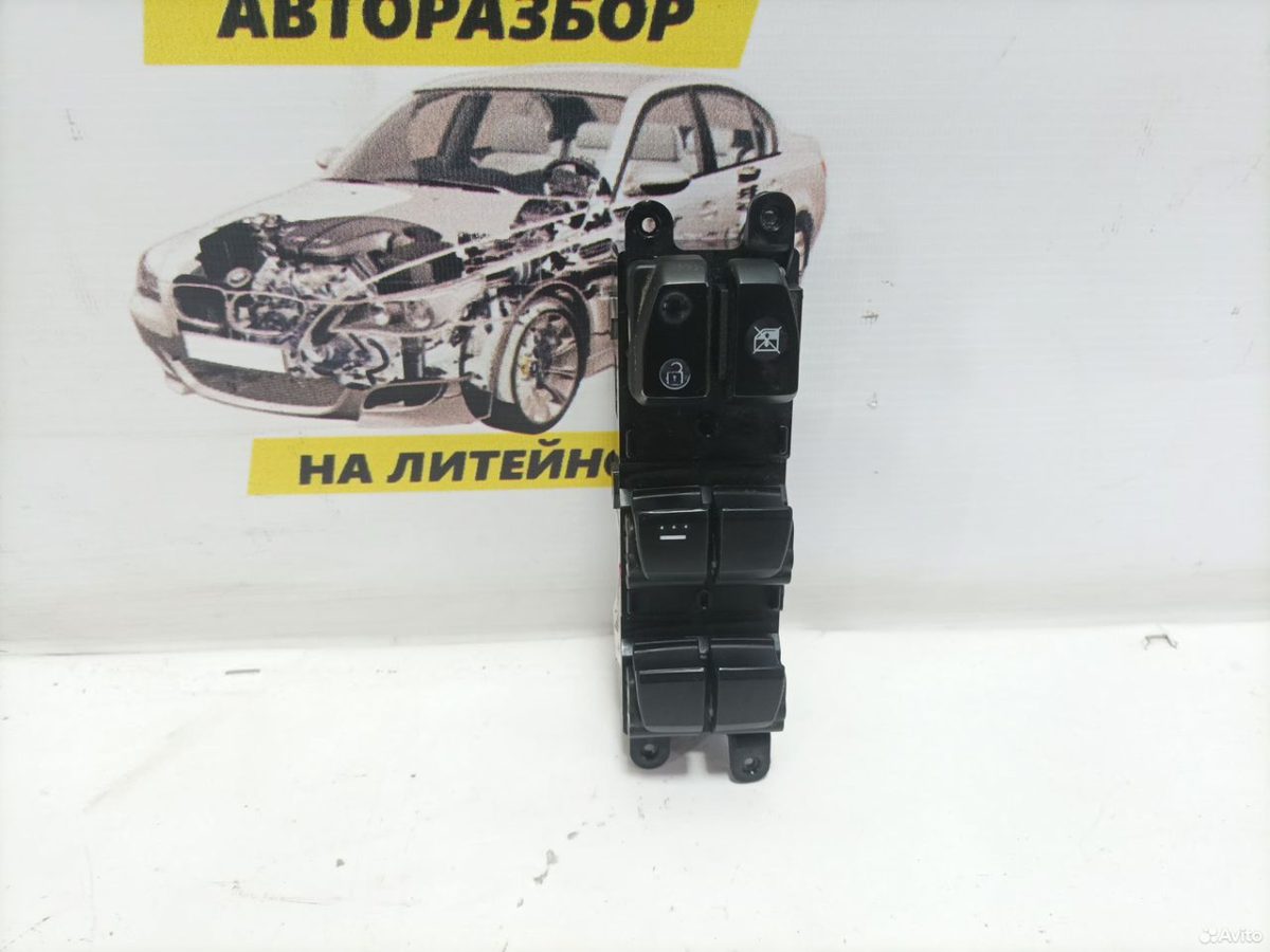 Блок стеклоподъемников Hyundai Creta 1