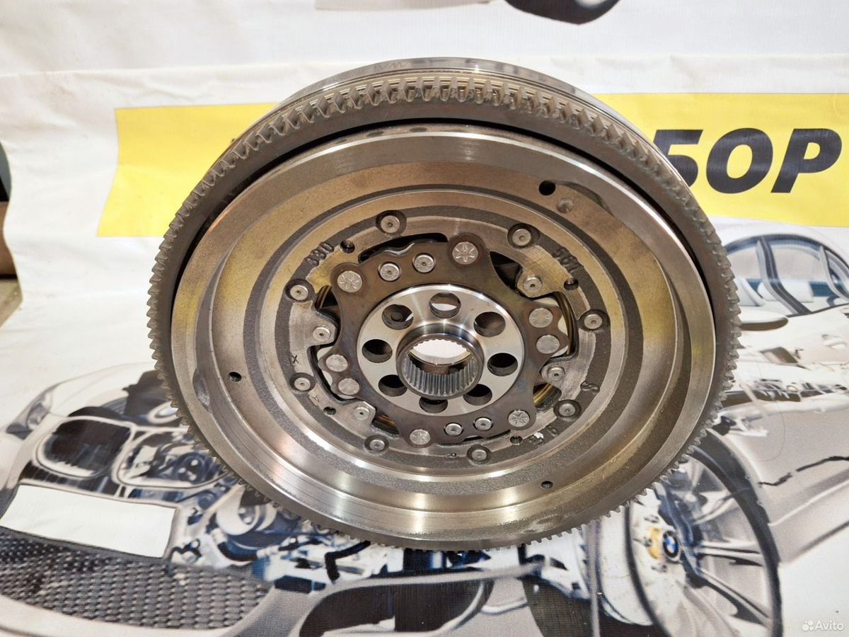 Маховик 2.0 czpa Volkswagen 06J105266AQ