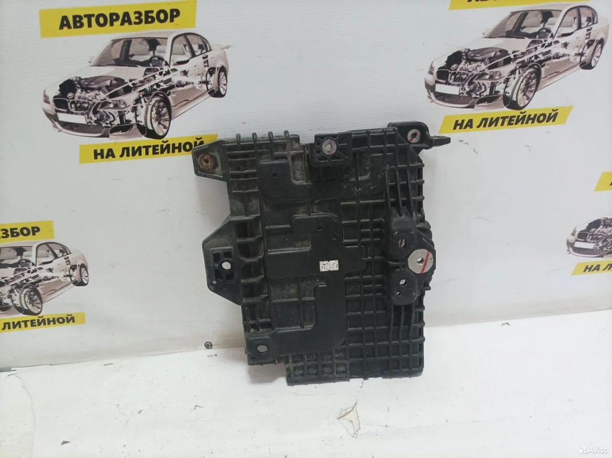 Площадка аккумулятора Hyundai Creta 1