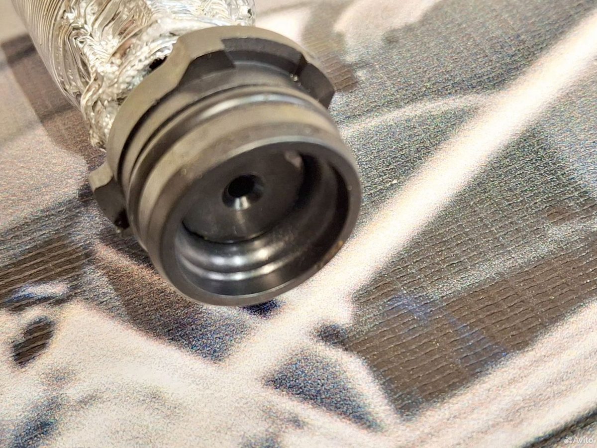 Трубка охлаждения 2.0 czpa Volkswagen 06K121497AQ — фото 6