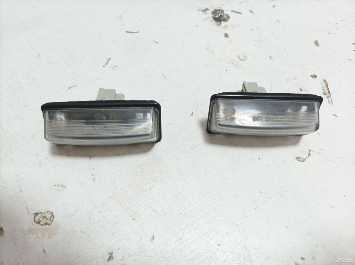 Подсветка номера Nissan Tiida C11