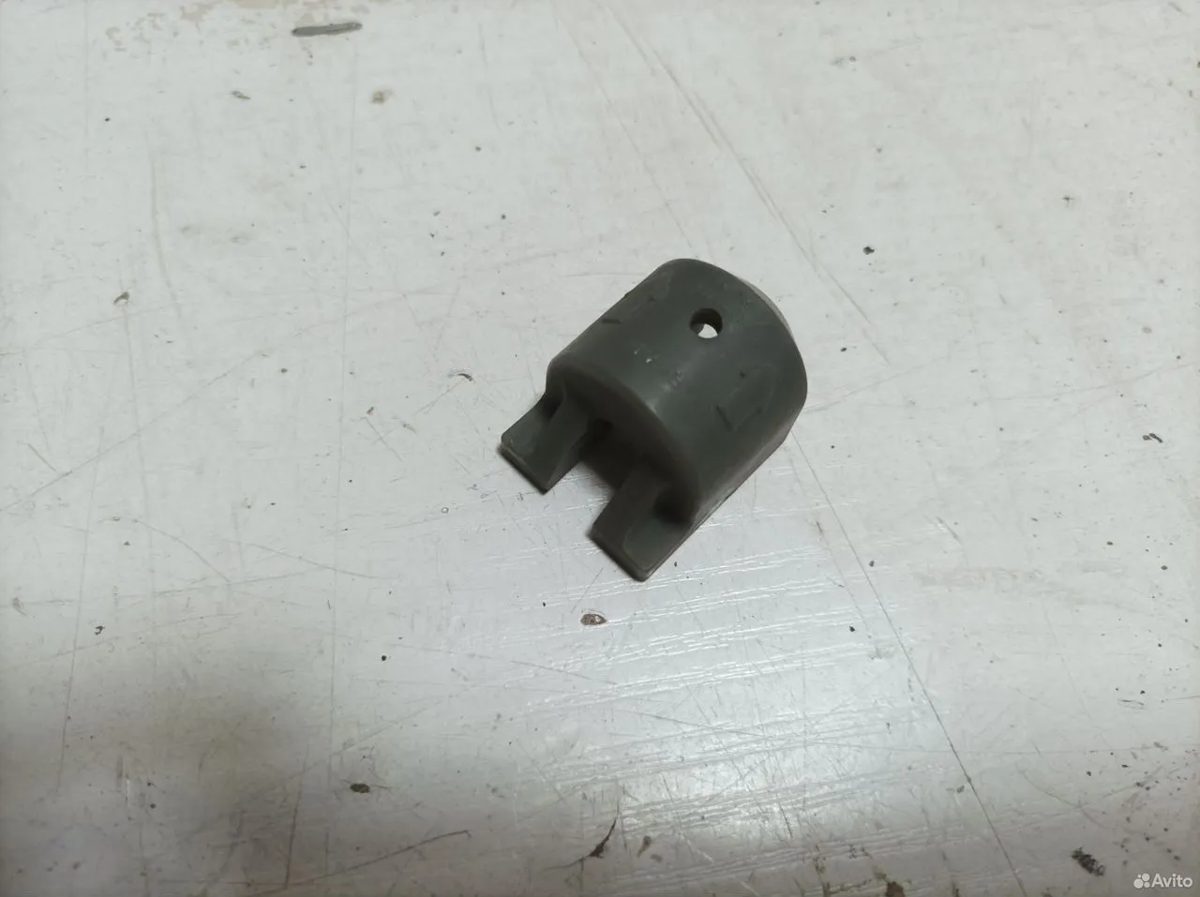Зажим топливной трубки Nissan Tiida C11