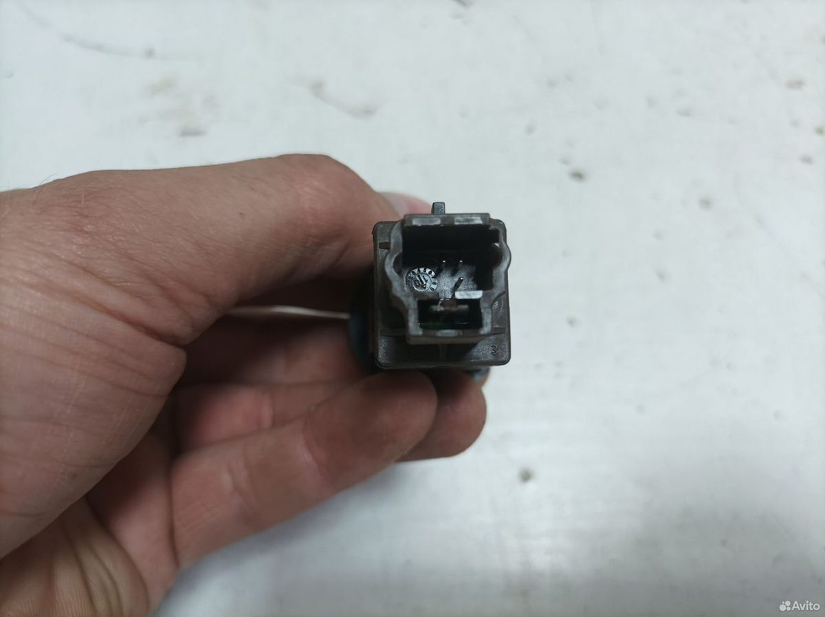 Выключатель Airbag Nissan Tiida C11 — фото 3