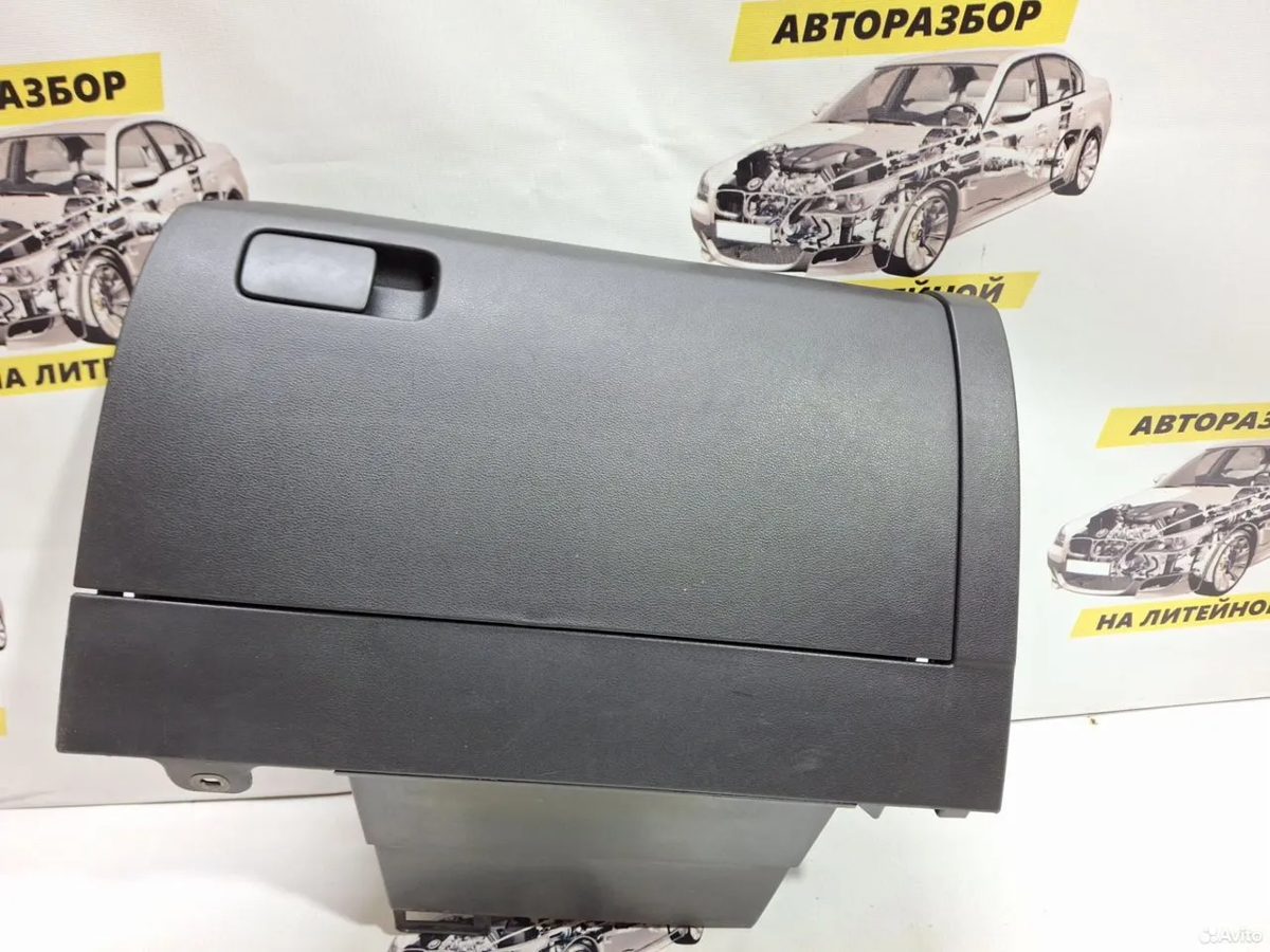Бардачок Volkswagen Polo 5 седан