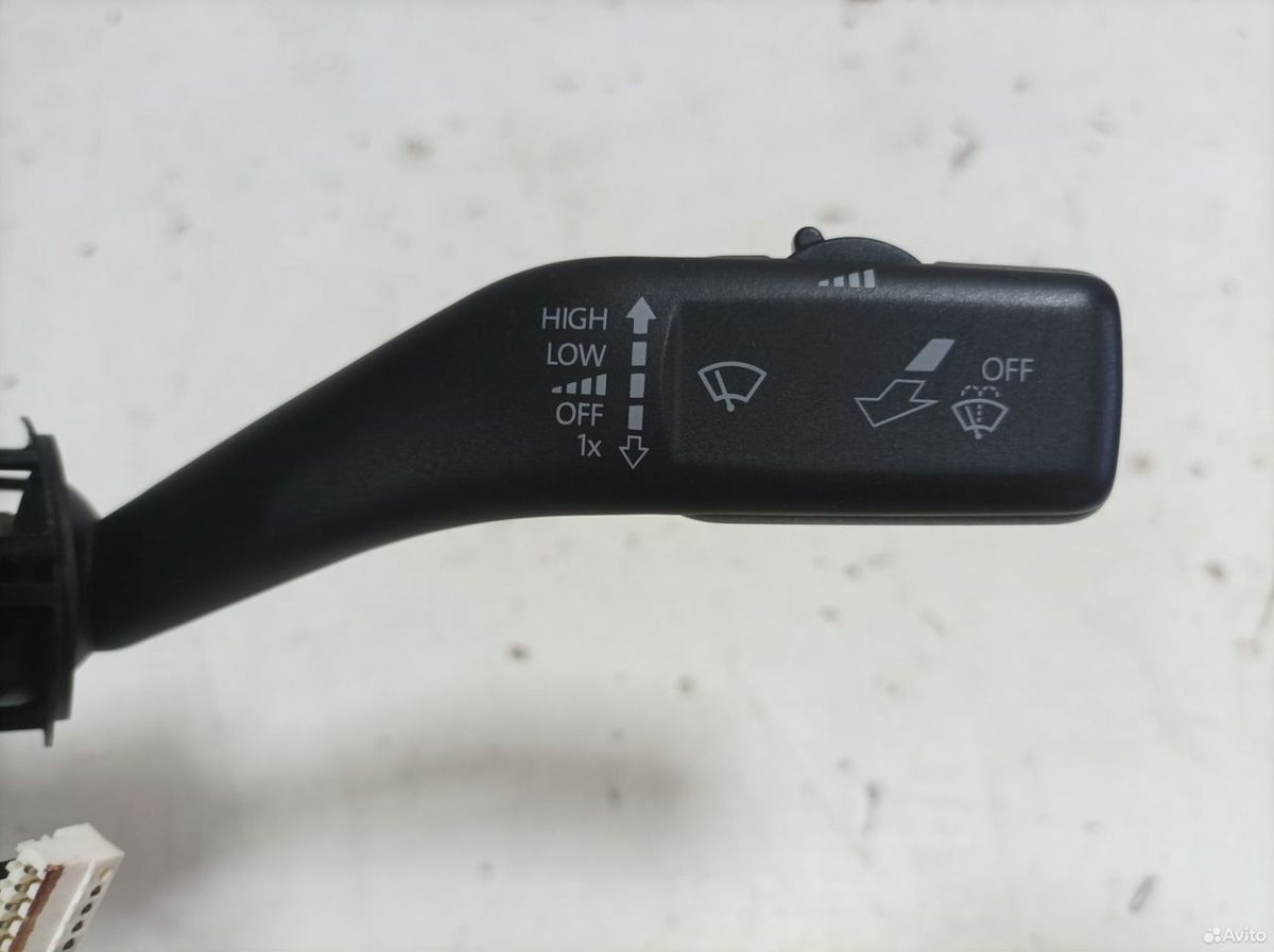 Переключатель подрулевой Skoda Superb 2 — фото 2