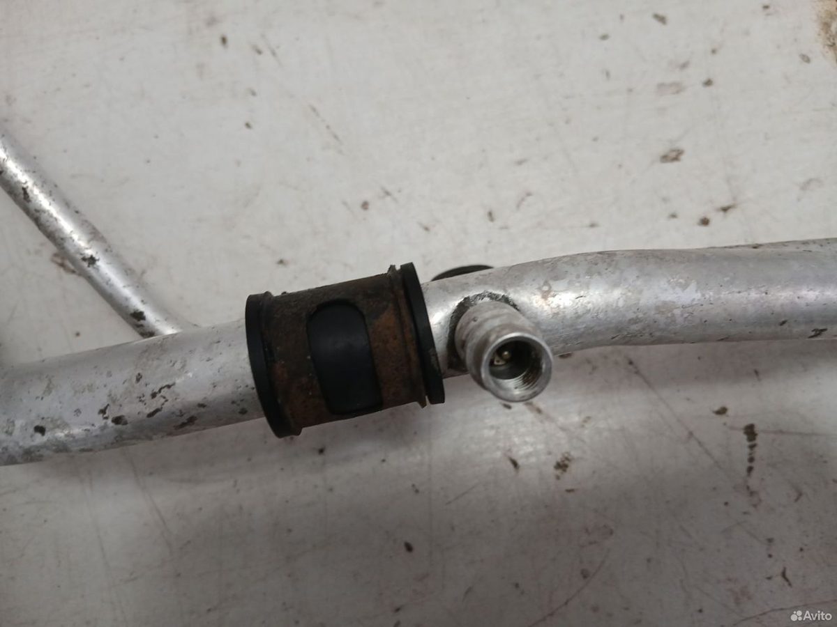 Трубки кондиционера G4KD Hyundai IX35 2011 — фото 4