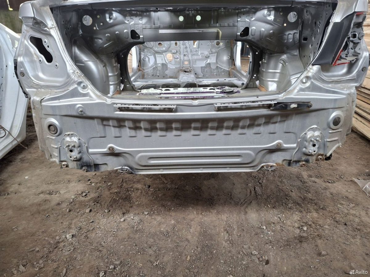 Задняя панель кузова Toyota Camry XV50